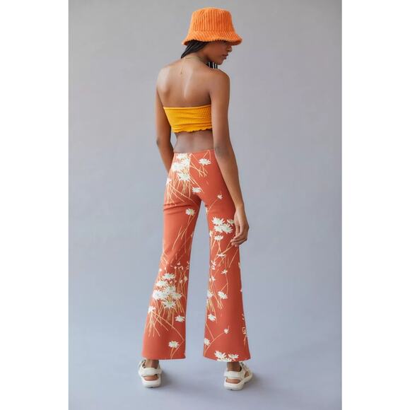 NWOT Urban Outfitters Dalila Low-Rise Flare Pant Size XS - Picture 2 of 8